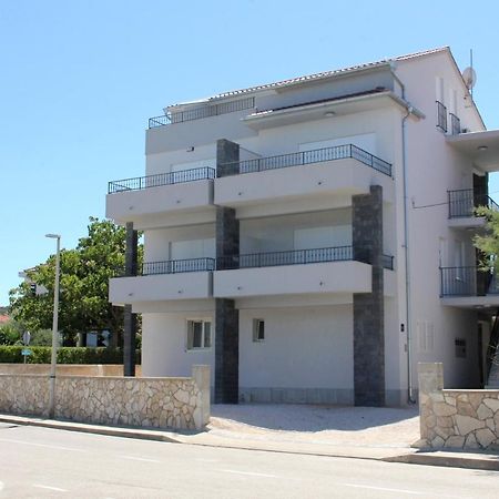 בטינה Apartmani Sara 2 מראה חיצוני תמונה