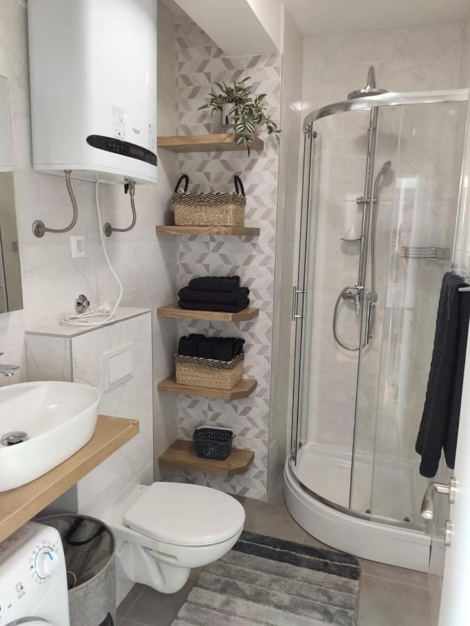 בטינה Apartmani Sara 2 מראה חיצוני תמונה
